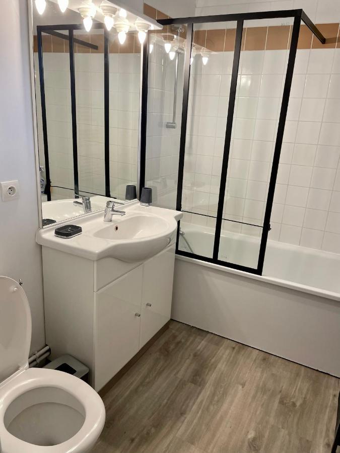 Studio Cote Piscine Apartment Equemauville Bagian luar foto